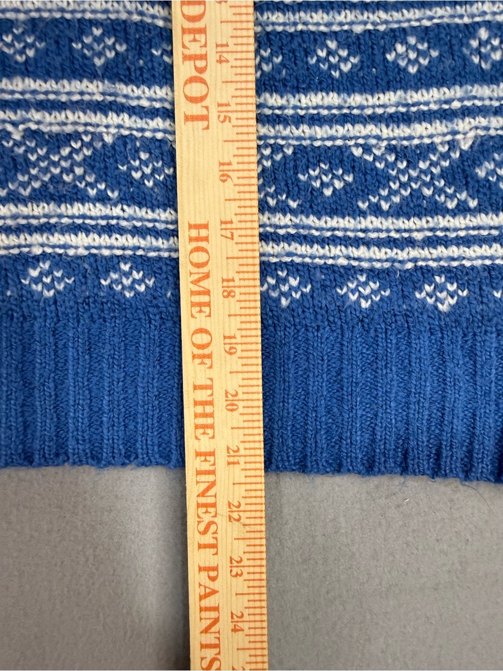 American Eagle Blue Patterned Crewneck Sweater - Classic Fair Isle Style - Picture 6 of 7